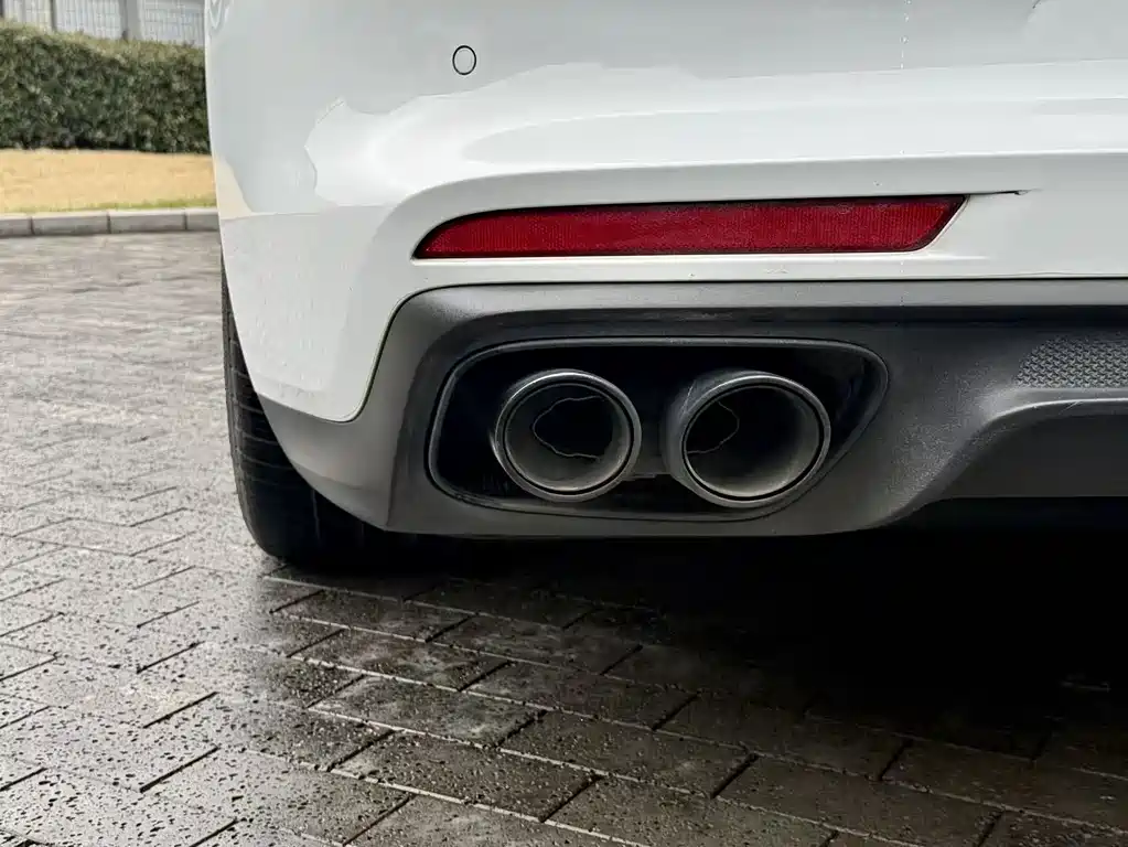Porsche Panamera Hybrid 2022 — фото 17