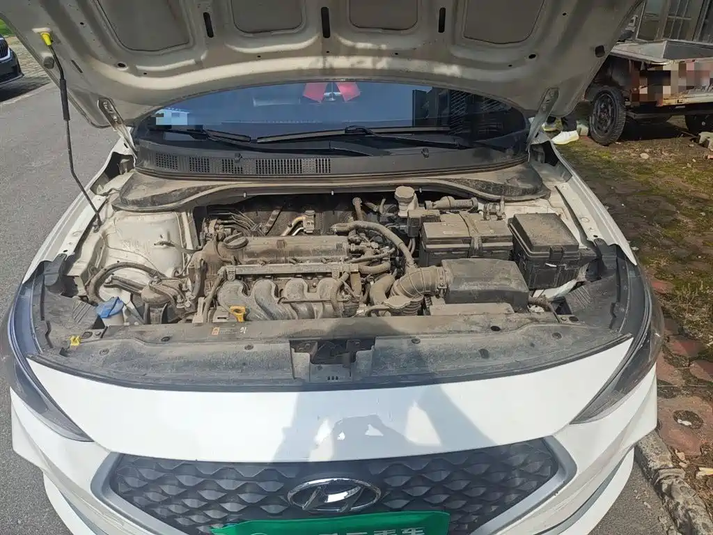 Hyundai Elantra 2020 — фото 16