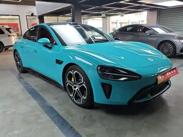 Xiaomi SU7 2024