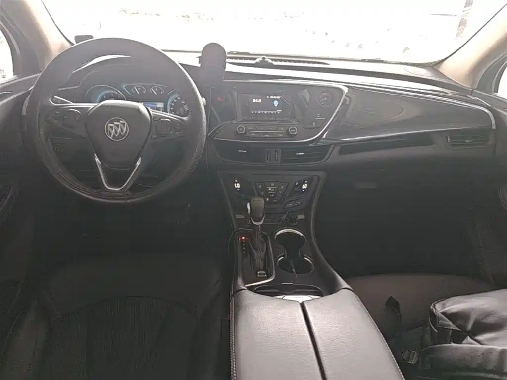 Buick Envision Plus 2017 — фото 10