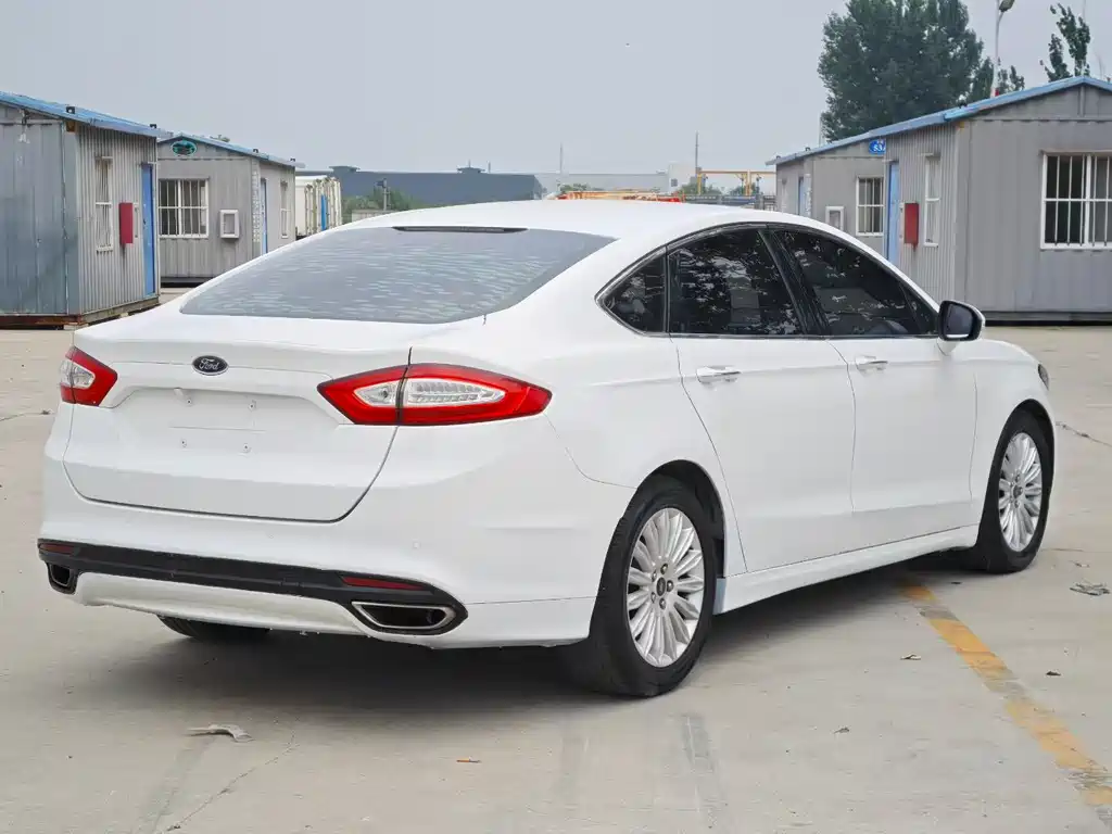 Ford Mondeo 2016 — фото 6