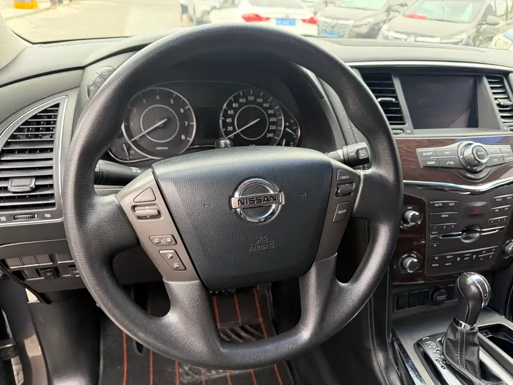 Nissan Patrol 2018 — фото 12
