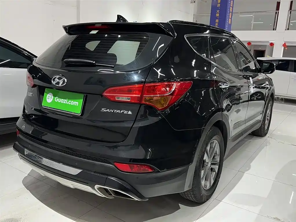 Hyundai Santa Fe 2015 — фото 11