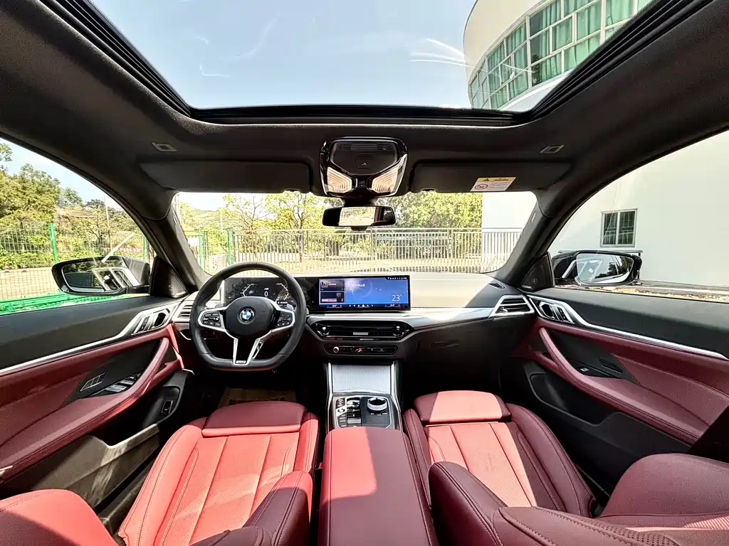 BMW 4 Series 2025 — фото 13