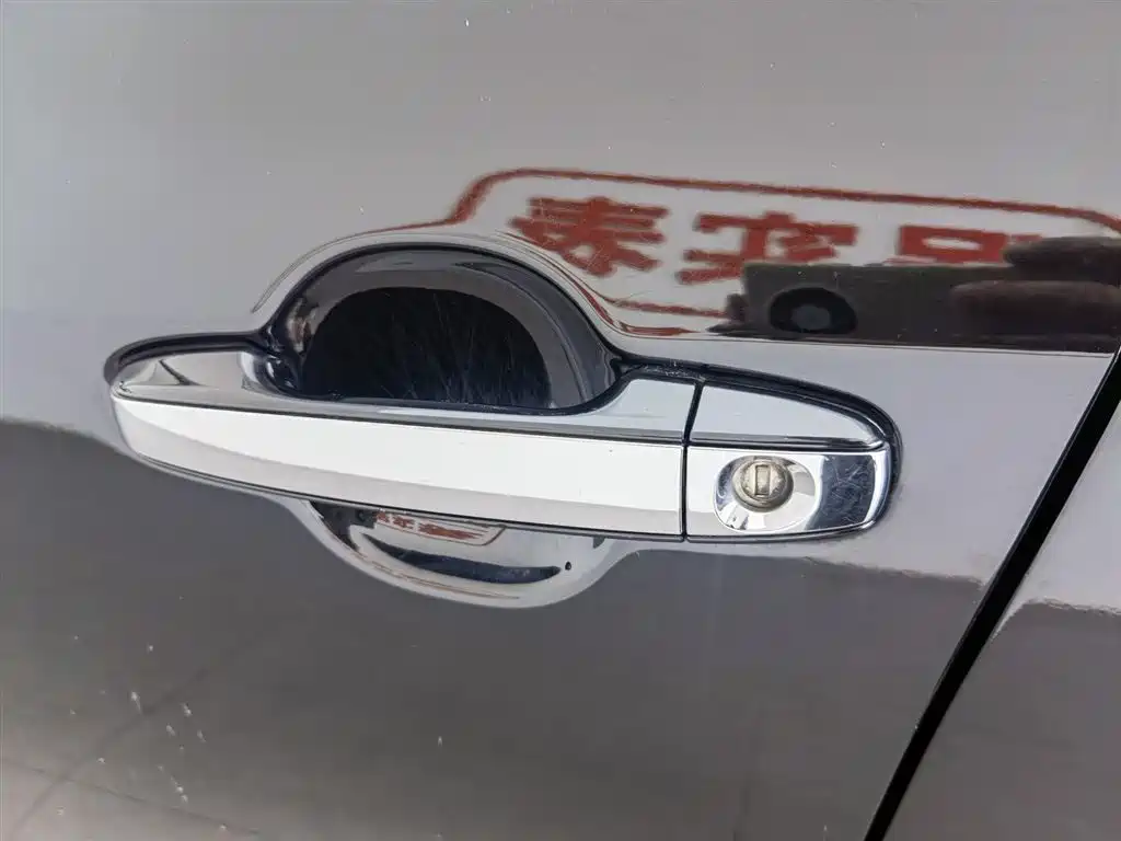 Toyota Camry 2017 — фото 18