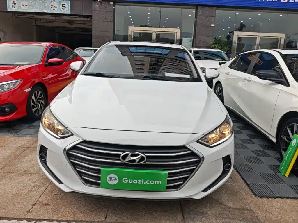 Hyundai Celesta 2018 — фото 3