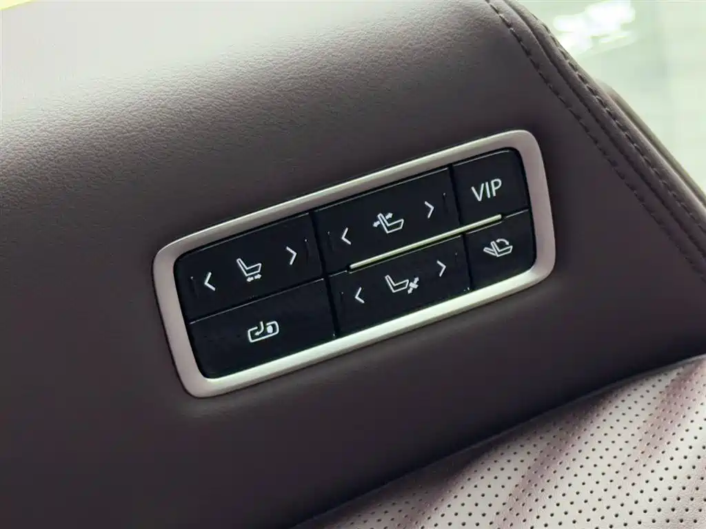 Buick Century 2025 — фото 14