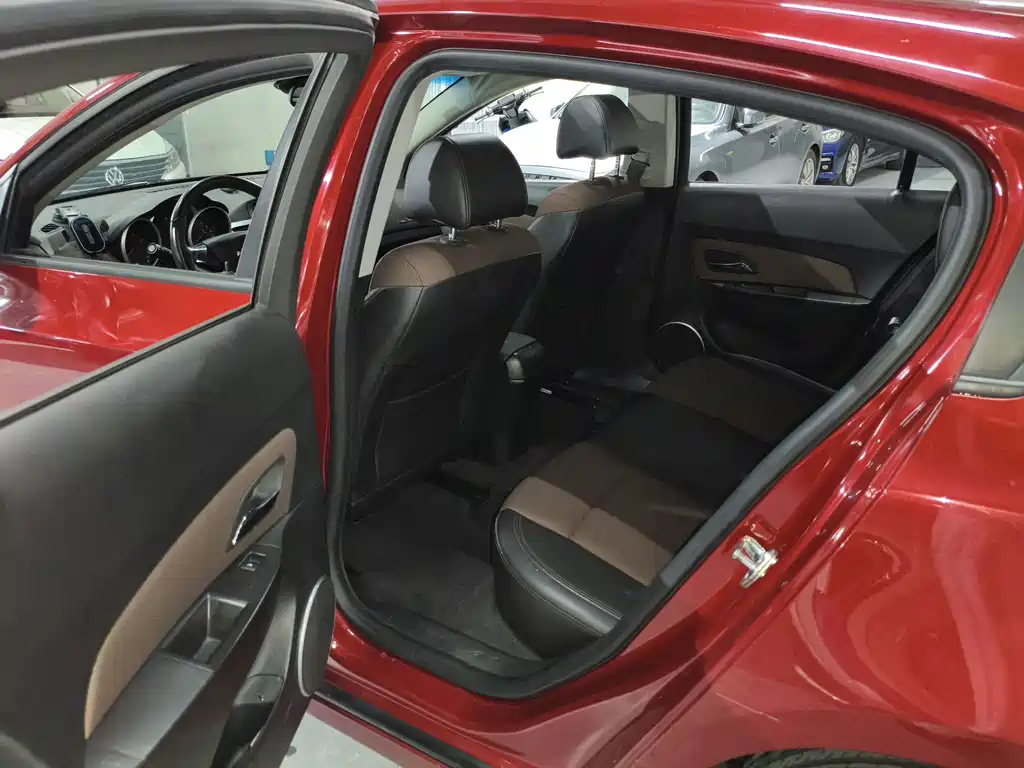 Chevrolet Cruze 2014