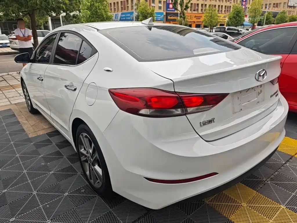 Hyundai Celesta 2018 — фото 5