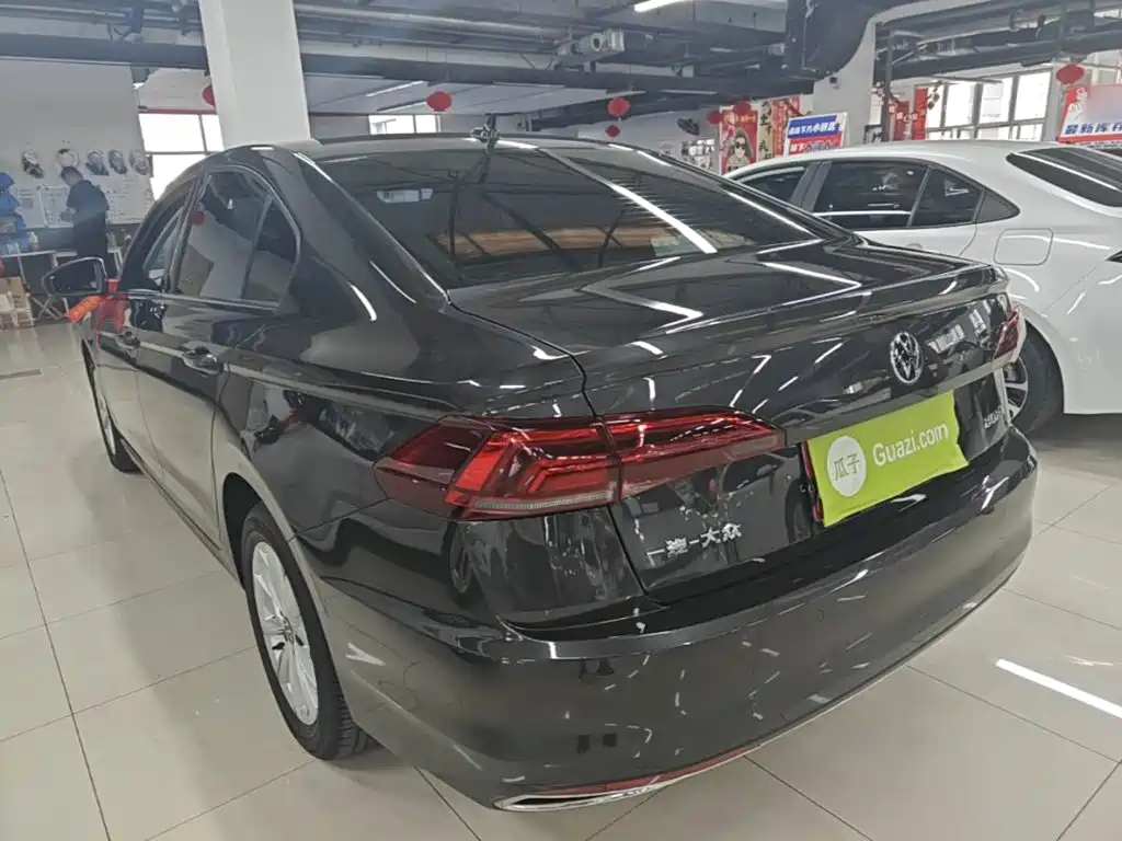 Volkswagen Bora 2021