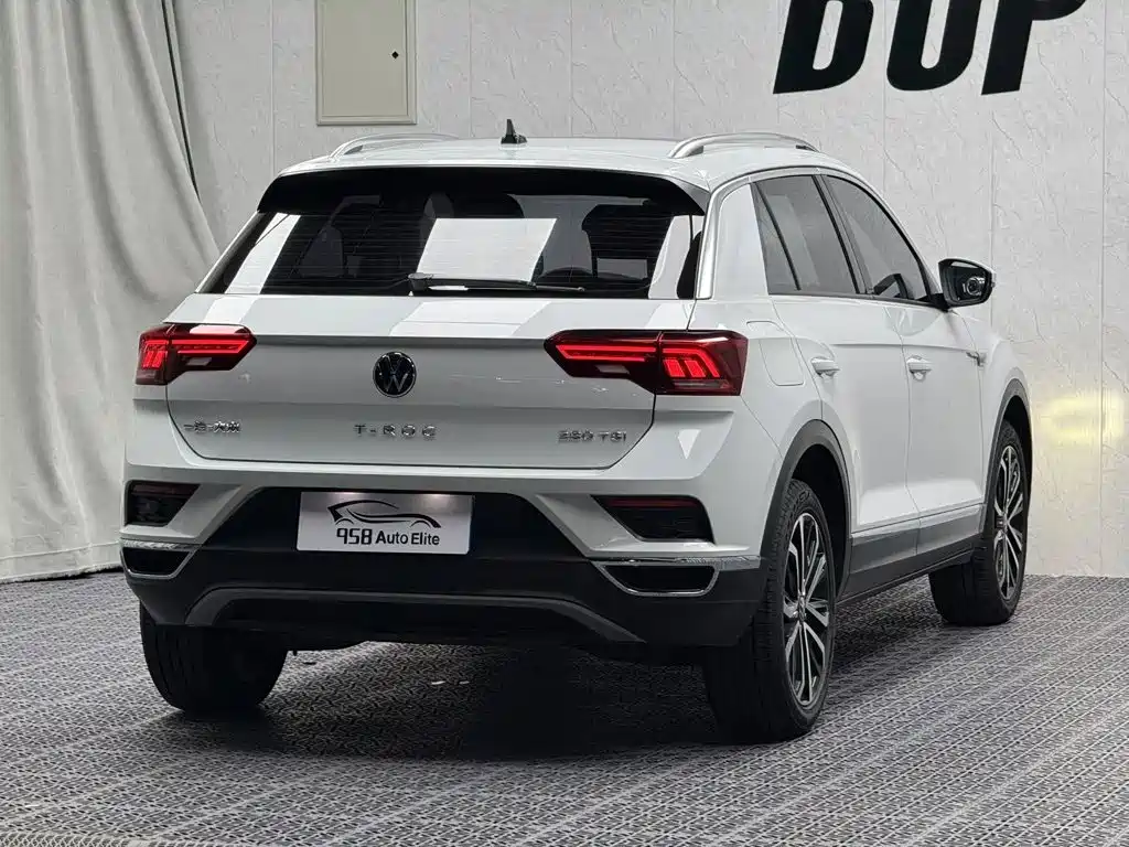 Volkswagen T-Roc 2022 — фото 13