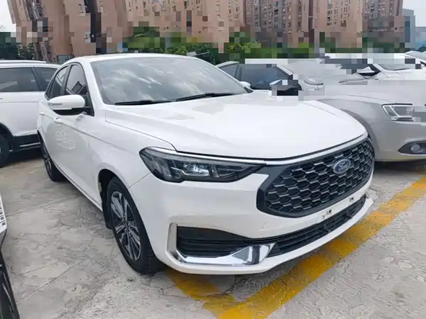 Ford Escort 2021