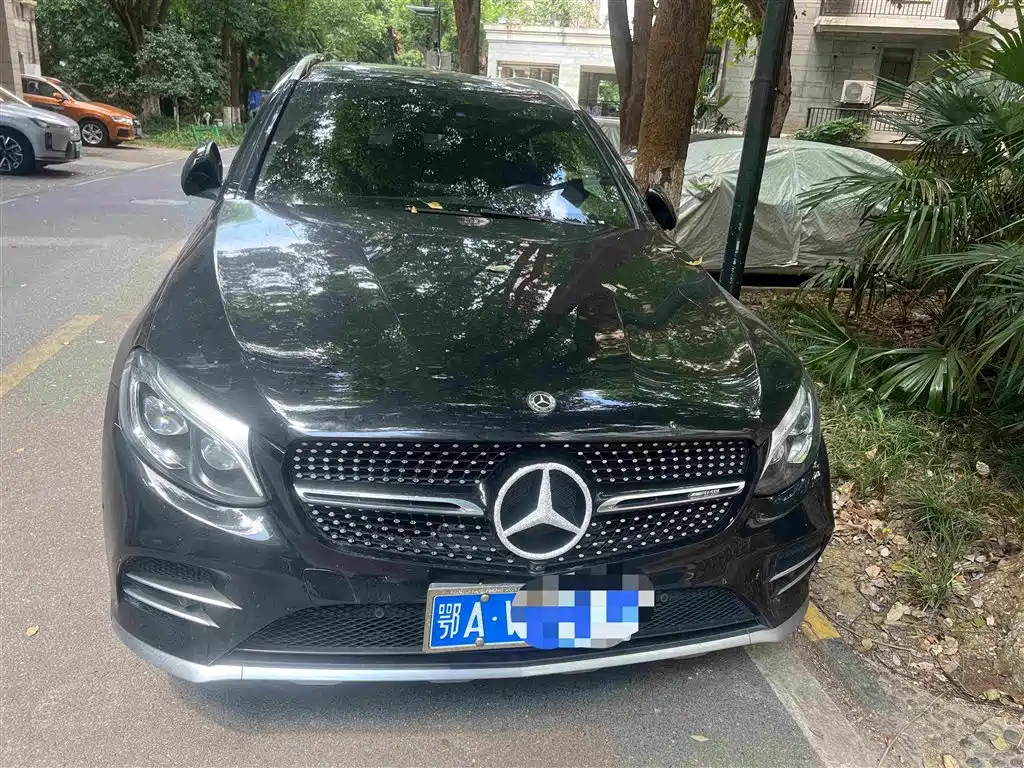 Mercedes-Benz GLC AMG 2018 — фото 3