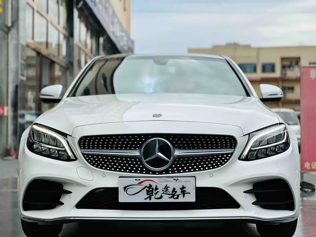Mercedes-Benz C-Class 2020