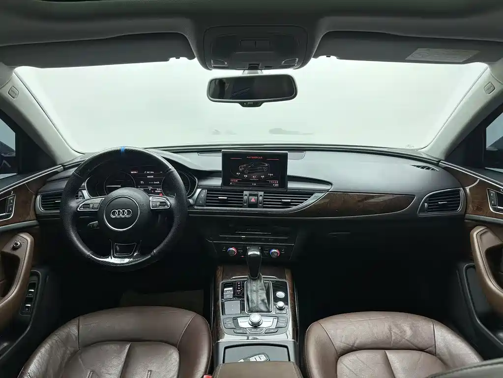 Audi A6L New Energy 2018 — фото 14