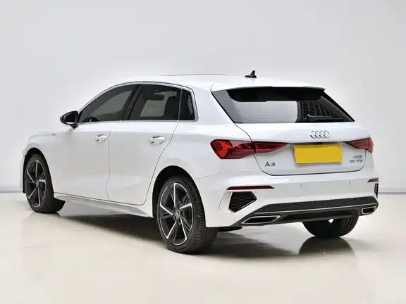 Audi A3 2023 — фото 6
