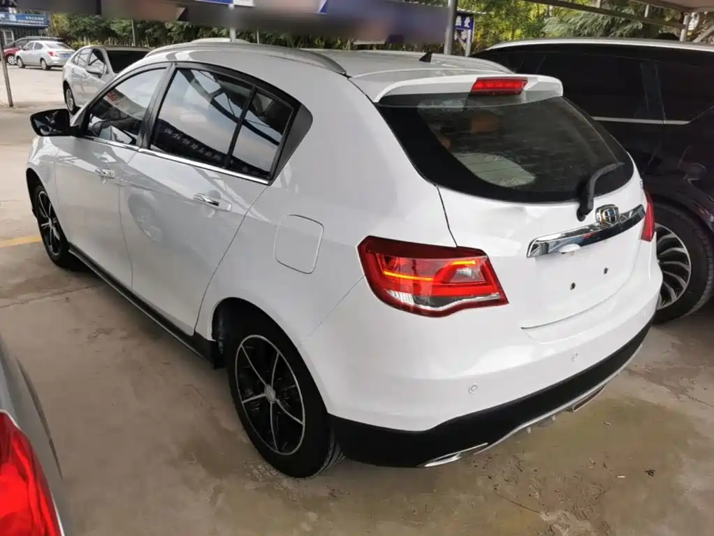 Geely Emgrand 2016