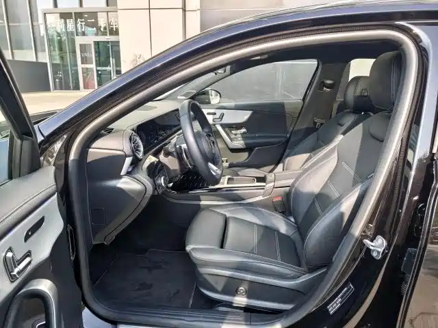 Mercedes-Benz A-Class AMG 2025 — фото 14