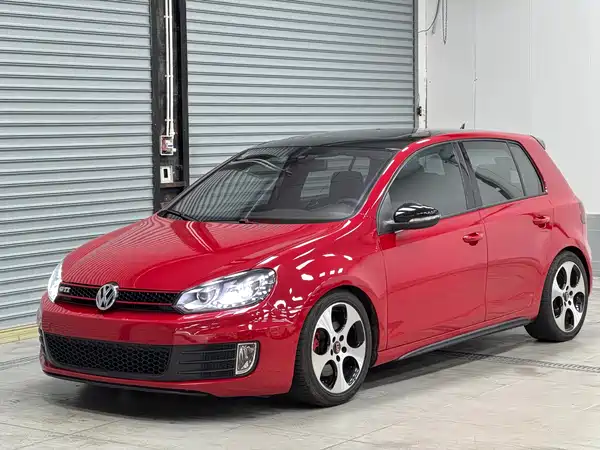 Volkswagen Golf GTI 2011