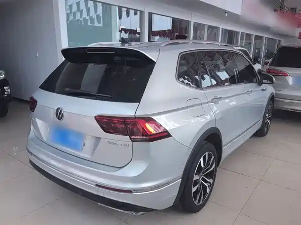 Volkswagen Tiguan L 2021