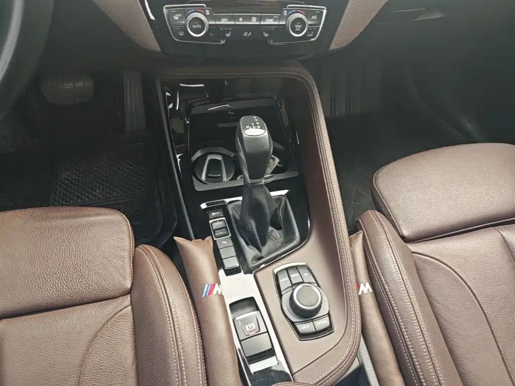 BMW X1 2017 — фото 14