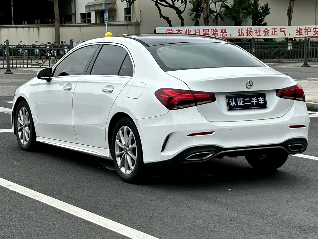 Mercedes-Benz A-Class 2020 — фото 6
