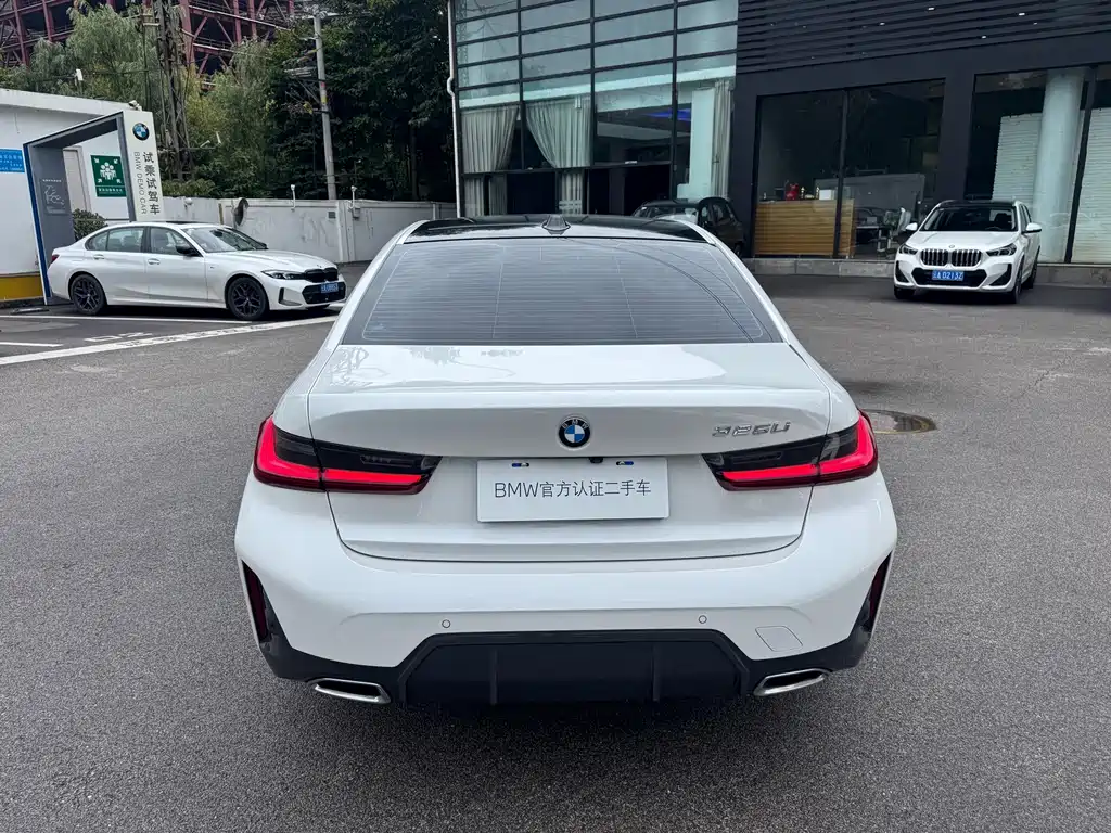 BMW 3 Series 2024