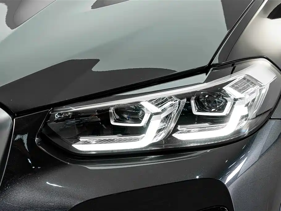 BMW X3 2021
