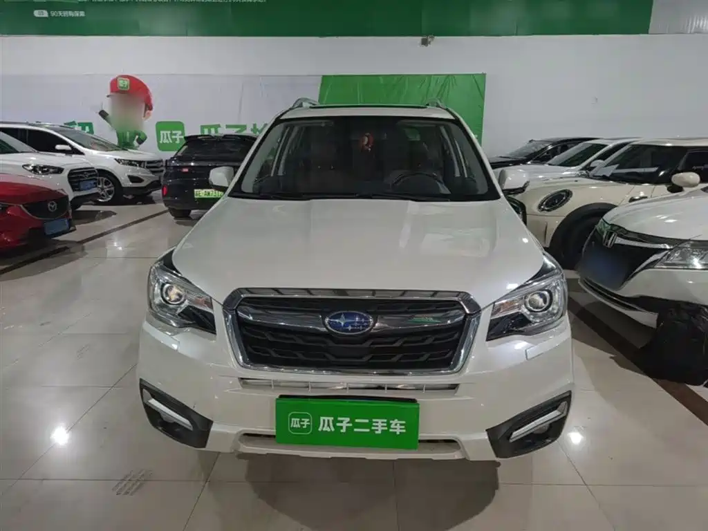 Subaru Forester 2017 — фото 3