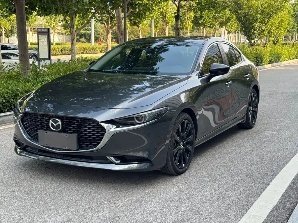 Mazda 3 Axela 2023