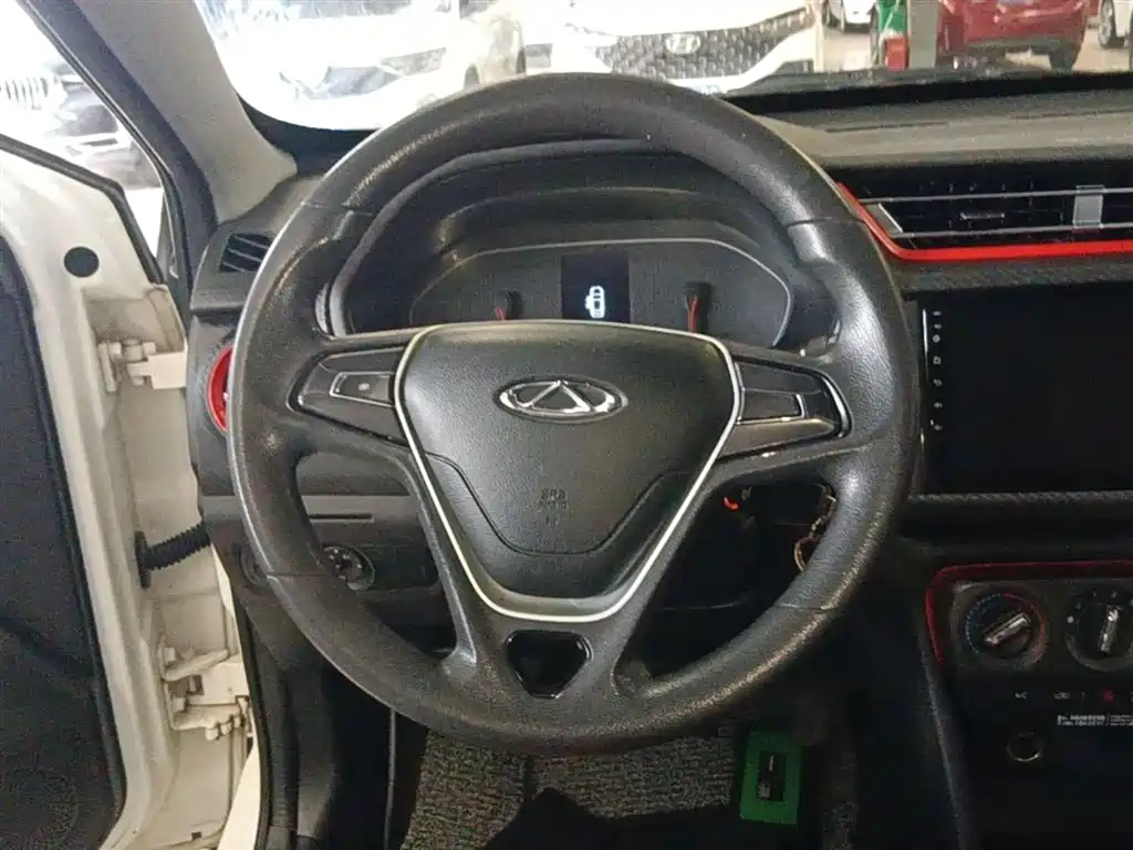 Chery Tiggo 3x 2017 — фото 11