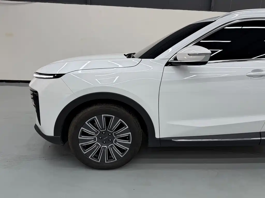 Jetour X70 PLUS 2025