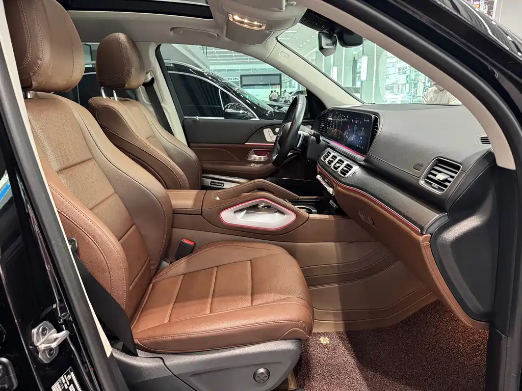 Mercedes-Benz GLS 2025 — фото 19