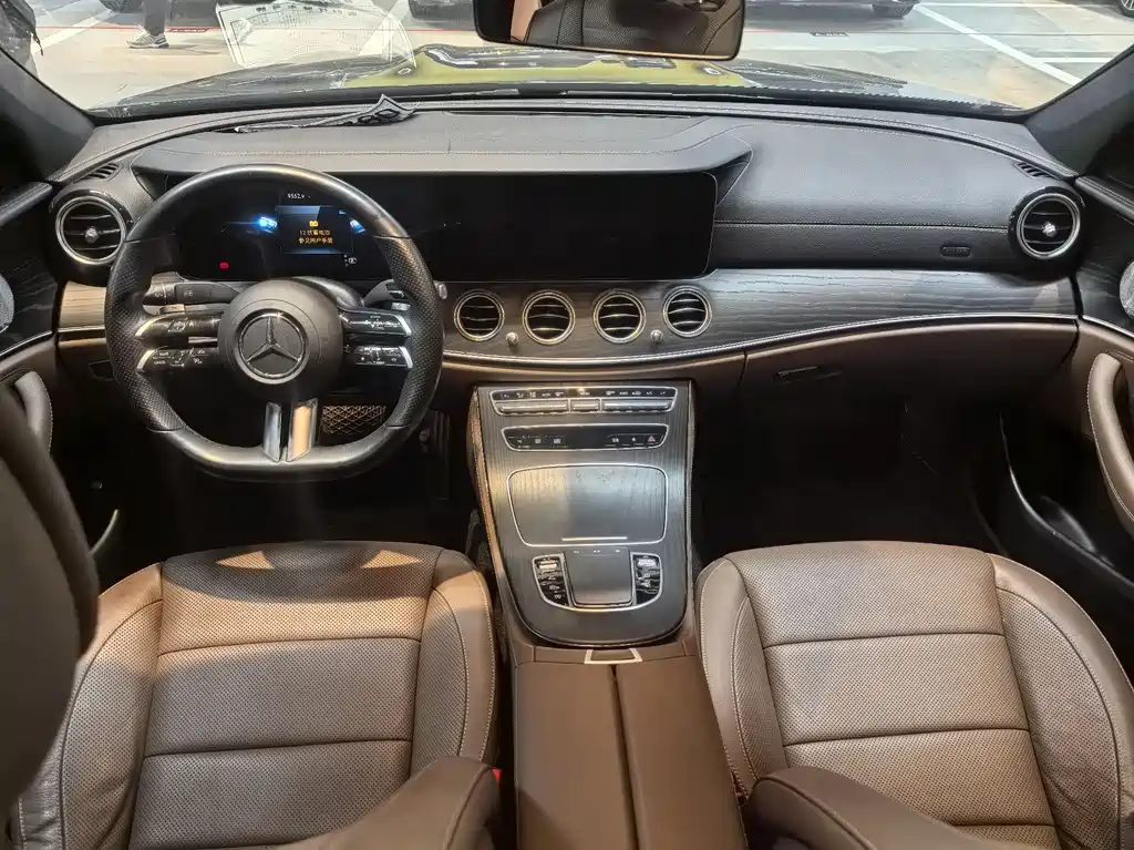 Mercedes-Benz E-Class 2021