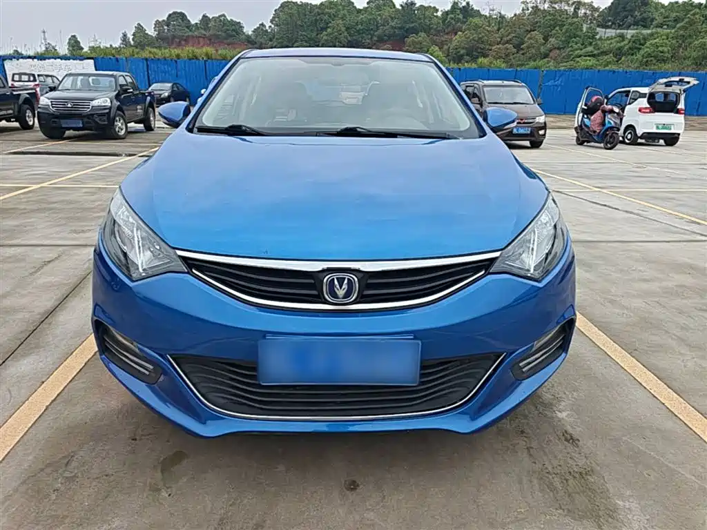 Changan Eado XT 2015 — фото 3