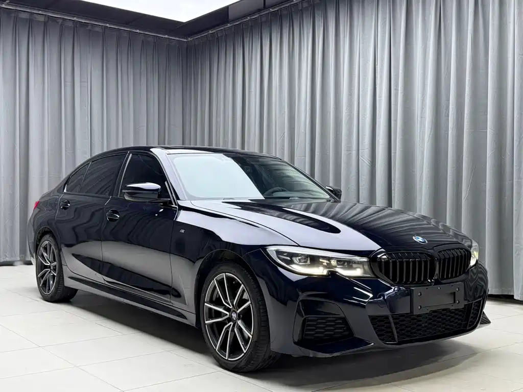 BMW 3 Series 2022