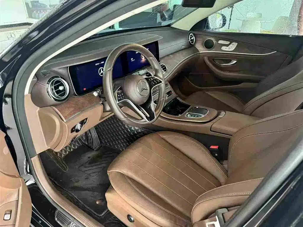 Mercedes-Benz E-Class 2023