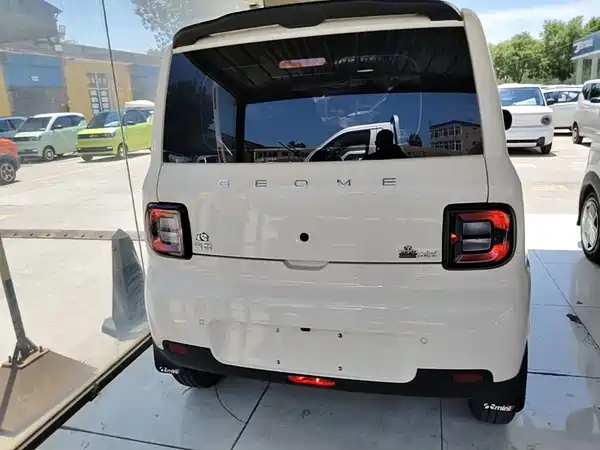 Geely Galaxy Panda 2025