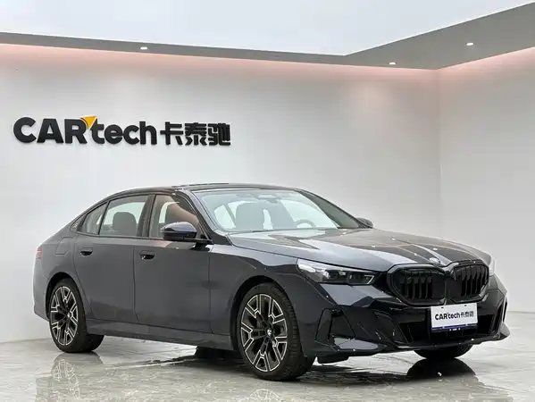 BMW 5 Series 2026