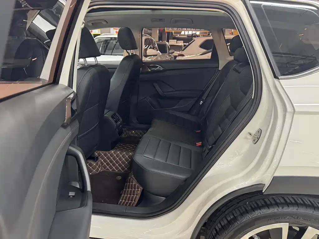 Volkswagen Tharu 2022