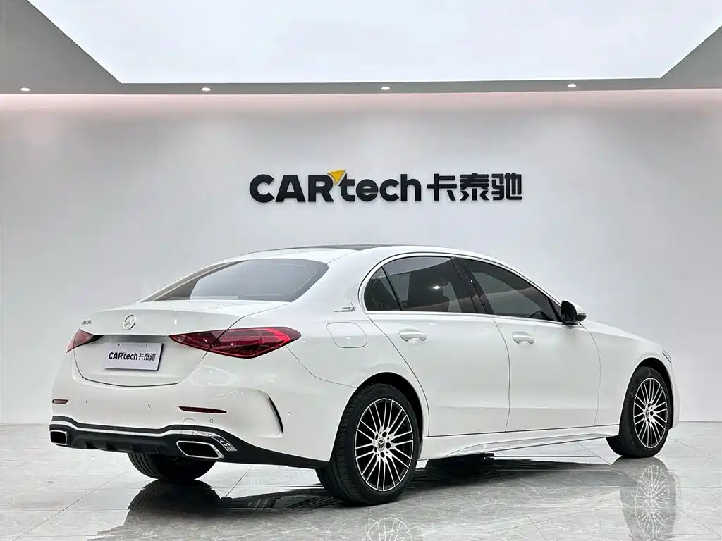 Mercedes-Benz C-Class 2025 — фото 5