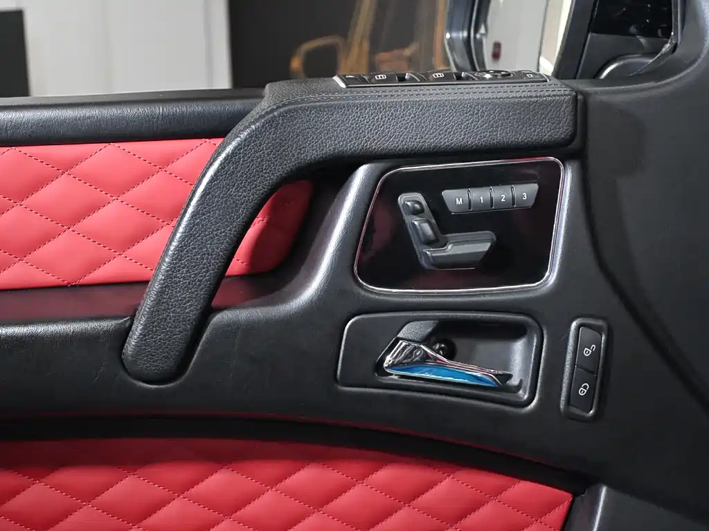 Mercedes-Benz G-Class AMG 2016 — фото 15