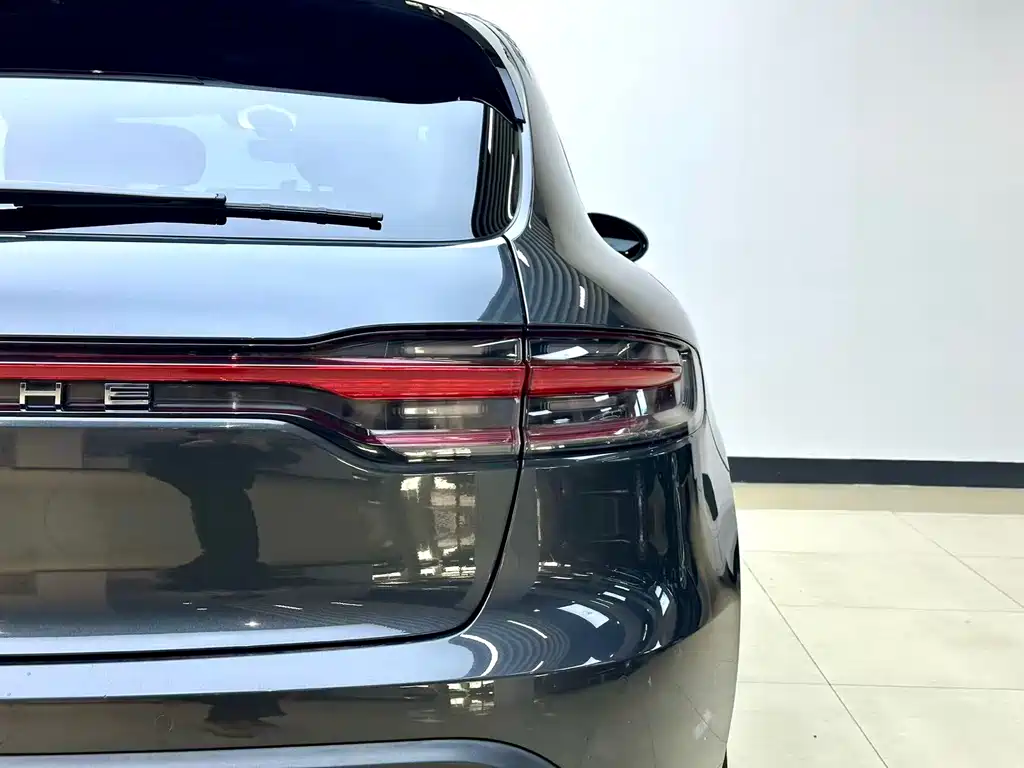 Porsche Macan 2023 — фото 8