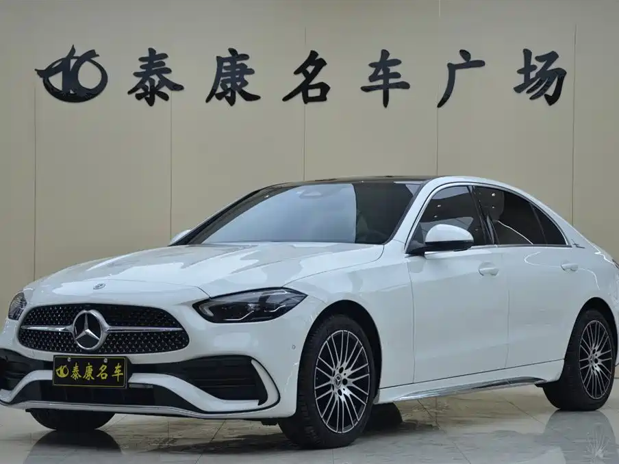 Mercedes-Benz C-Class 2024