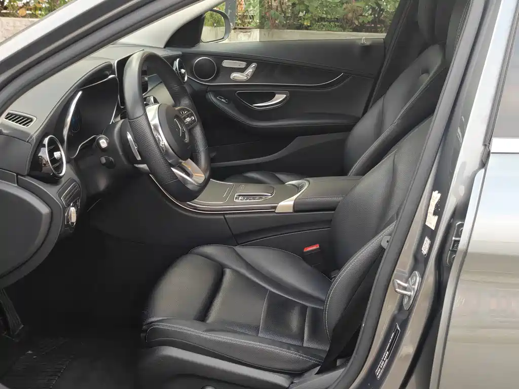 Mercedes-Benz C-Class 2020 — фото 13