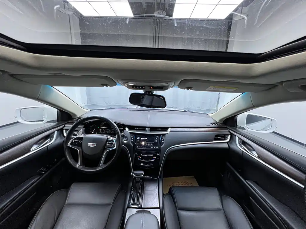 Cadillac XTS 2018 — фото 8