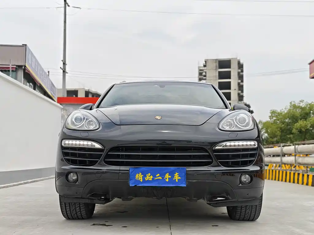 Porsche Cayenne 2013 — фото 2