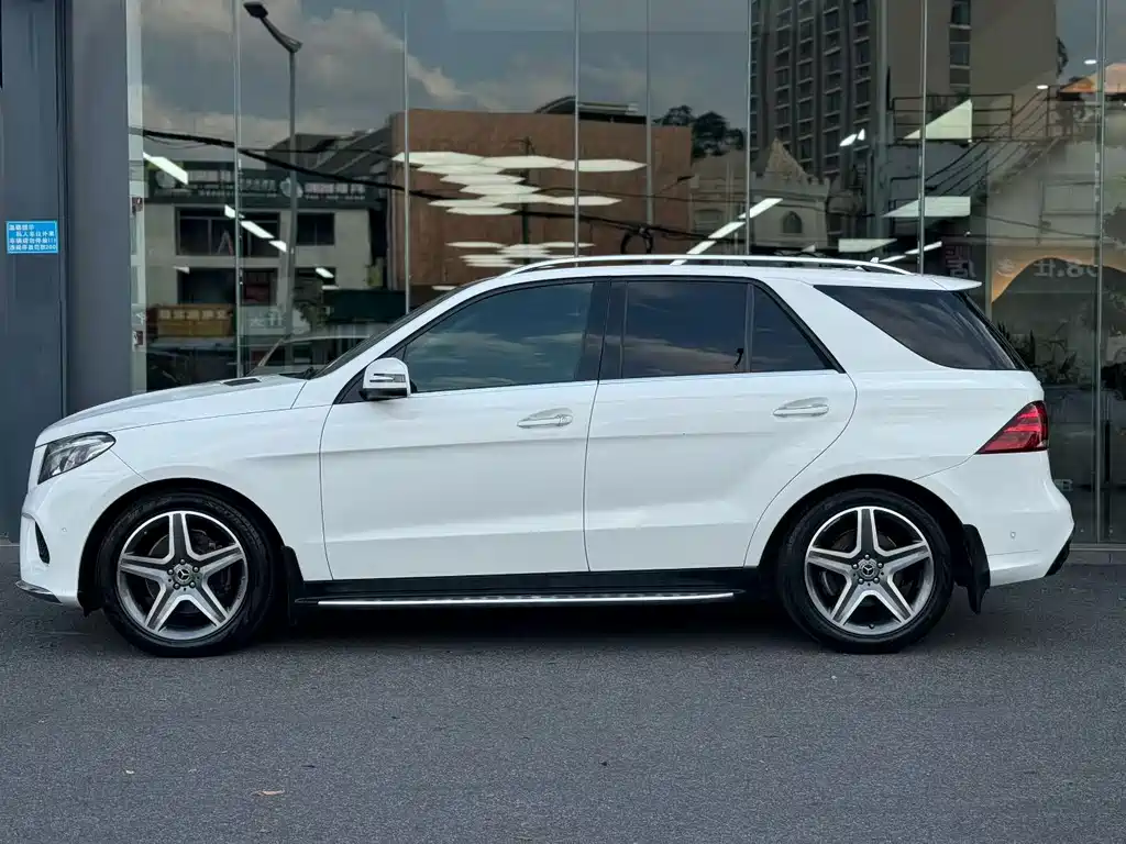 Mercedes-Benz GLE 2018