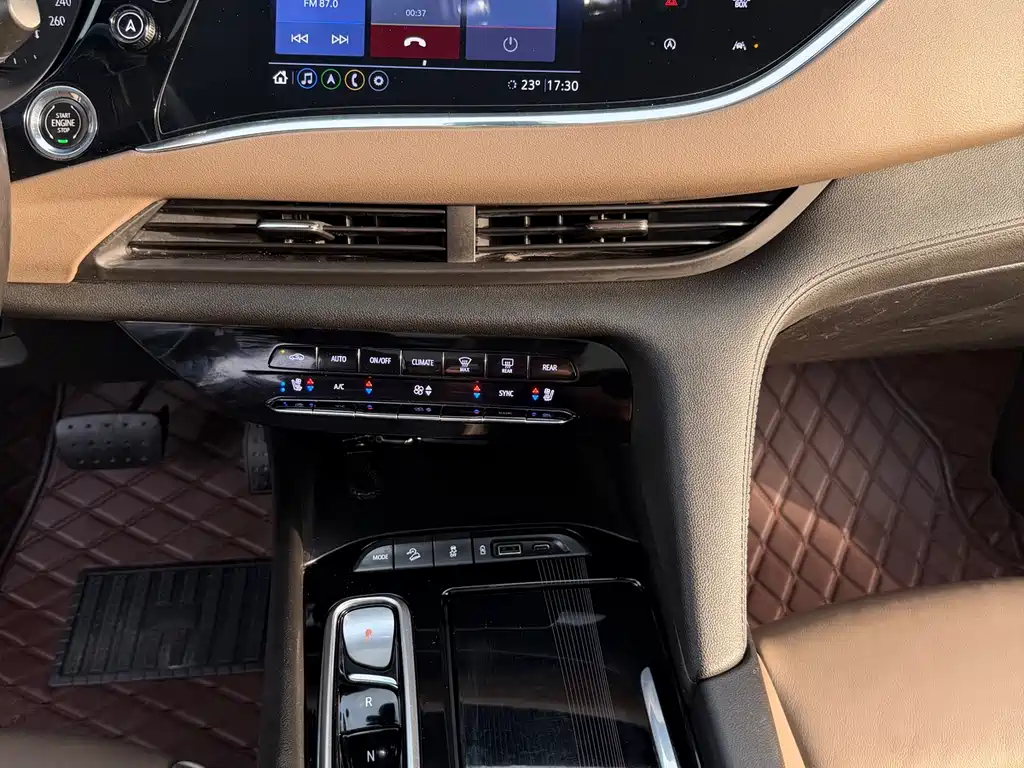 Buick Enclave 2020 — фото 19