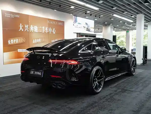 Mercedes-Benz AMG GT 2025